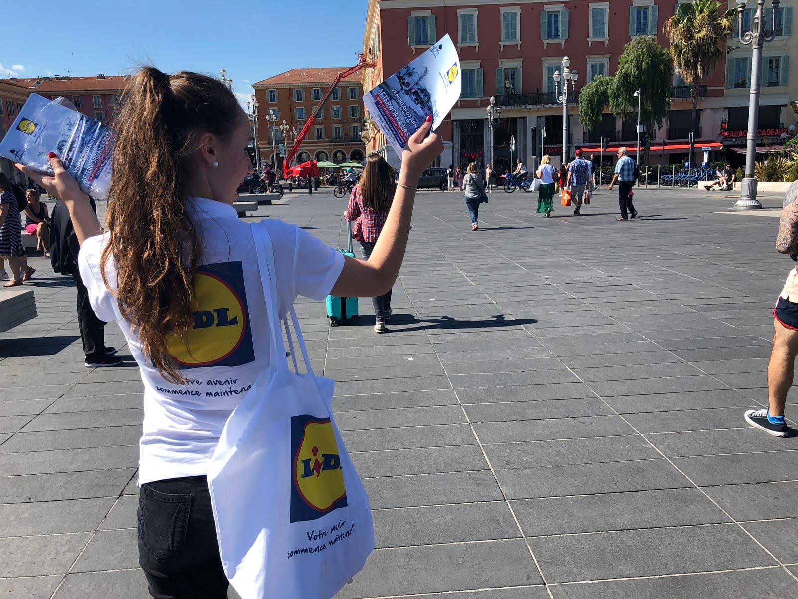 Arcanes Street Marketing